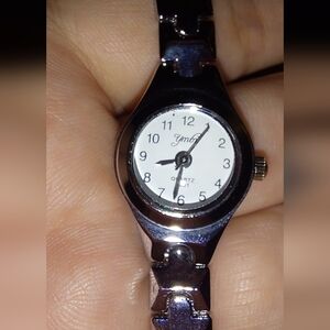 YMTM Silver Women's Quartz Watch NWOT Smoke Free Home